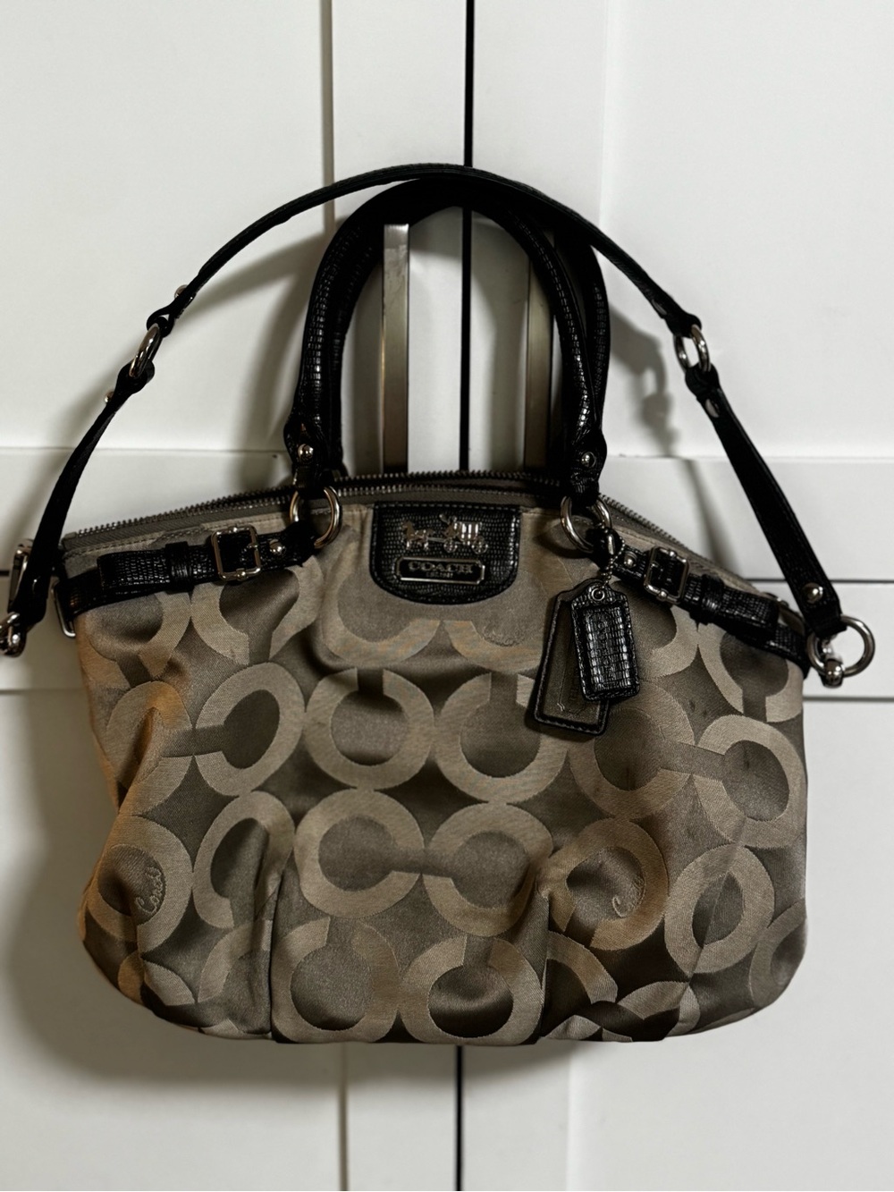 Coach Signature Canvas Tote Bag in gray/Black